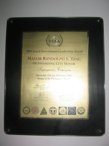 2002 LGLA (Outstanding City Mayor)